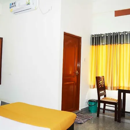 Jippus Galaxy Budget Air Port Hotel Kochi Exterior photo